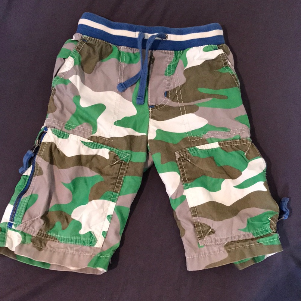 Boys Mini Boden shorts